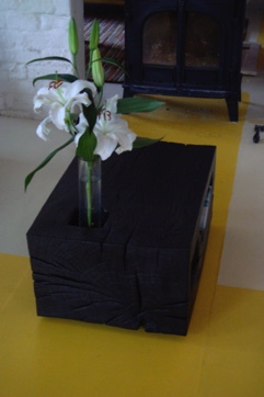 Square coffee table with vase holder